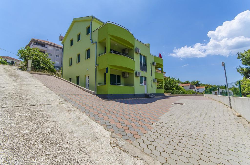 Apartments Pava Donji Okrug  Екстер'єр фото