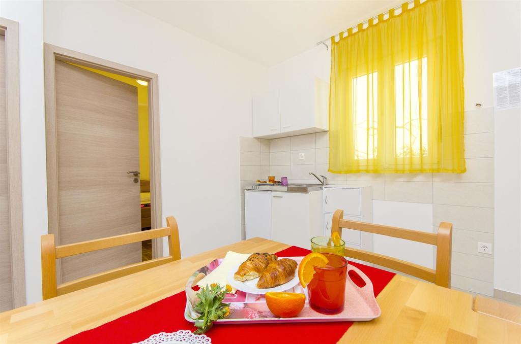 Apartments Pava Donji Okrug  Екстер'єр фото